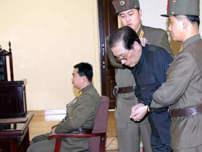 From powerful Uncle to Scum, the arrest of Jang Song-thaek