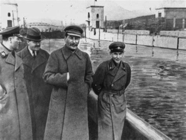 Yezhov with Stalin